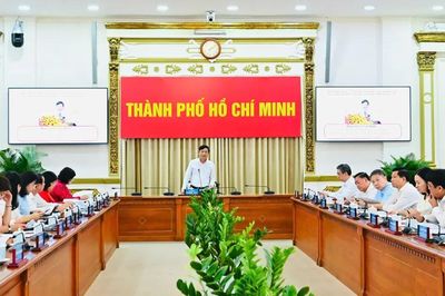 Ủy ban bầu cử TPHCM họp phiên thứ 5, nghe báo cáo tiến độ công tác bầu cử