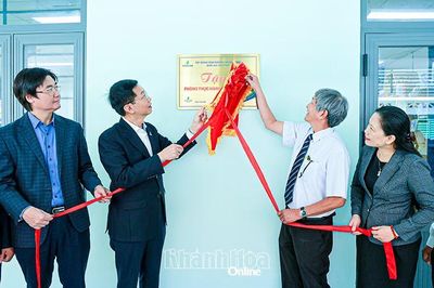 Tiếp lửa STEM cho học sinh dân tộc thiểu số