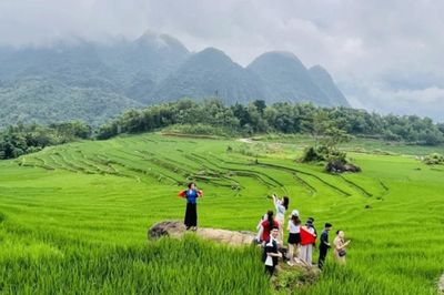 Thúc đẩy du lịch bền vững qua dự án Điểm đến tài năng sinh thái