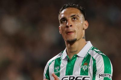 Atletico hủy diệt đội của Antony 5-0