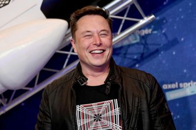 Elon Musk đạt 800 tỷ USD nhờ đâu?