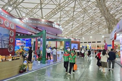Toàn cảnh triển lãm Hội chợ mùa Xuân lần thứ nhất năm 2026