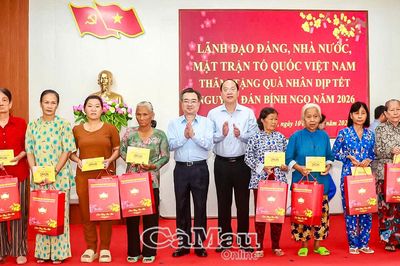 Trưởng Ban Chính sách, chiến lược Trung ương Nguyễn Thanh Nghị thăm, chúc Tết tại tỉnh Cà Mau