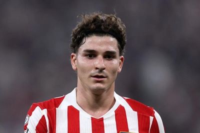 Arsenal chiếm ưu thế trước Chelsea trong thương vụ Julian Alvarez trị giá 80 triệu bảng