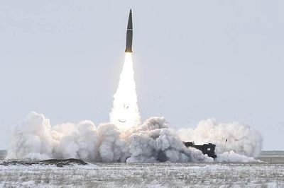 Nga phóng hàng chục tên lửa Iskander-M về phía Ukraine