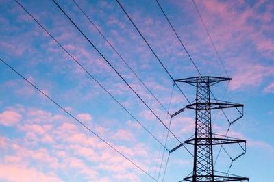 Lợi nhuận ngành điện năm 2025: Nhiệt điện bứt phá ngoạn mục, năng lượng tái tạo duy trì đà tăng trưởng
