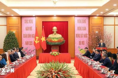 Nghị quyết 80: Lời hiệu triệu kiều bào quảng bá văn hóa Việt ở nước ngoài