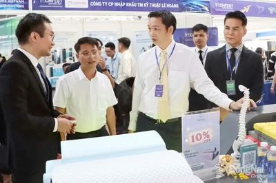 Bứt phá trong chuyển đổi số và khoa học - công nghệ