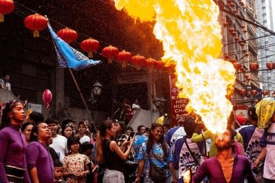 Thế giới rộn ràng chào đón Xuân Bính Ngọ