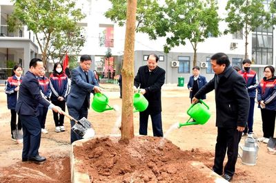 Hà Nội tổ chức 4 điểm cầu truyền hình trực tiếp lễ phát động 'Tết trồng cây' Xuân Bính Ngọ