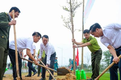 Hà Tĩnh phát động 'Tết trồng cây đời đời nhớ ơn Bác Hồ'