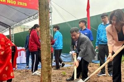 Thanh Trì phấn đấu trồng mới 3.000 cây xanh