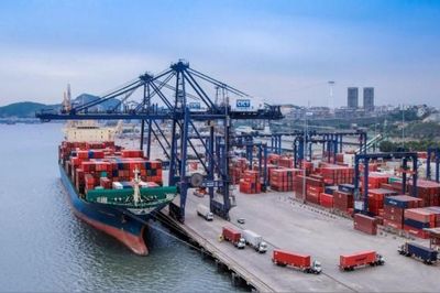 Vận tải Việt Nam tháo gỡ khó khăn ra sao trước 'sóng gió' Trung Đông?