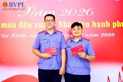 Đoàn cơ sở VKSND tỉnh Tây Ninh tham gia hiến máu tình nguyện