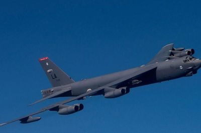 Mỹ công bố video 'pháo đài bay' B-52 tham gia không kích Iran