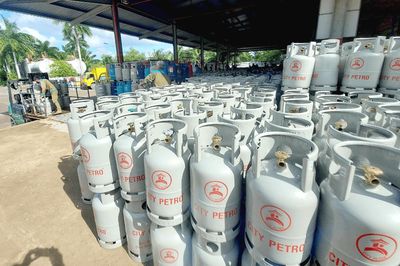 Giá gas tăng liên tục, doanh nghiệp điều chỉnh giá theo tuần