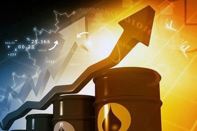 Giá dầu tăng sốc lên trên 106 USD/thùng