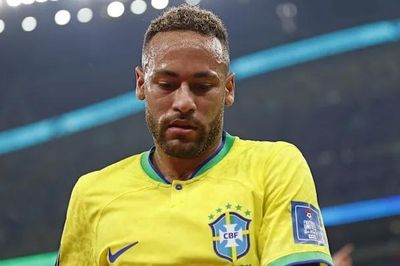 Neymar được gọi lên tuyển Brazil