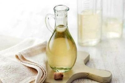 Chuyên gia chỉ cách phân biệt giấm thật và giấm pha hóa chất