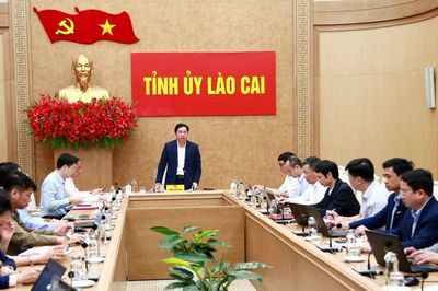Công tác kiểm tra, giám sát phải chuyển mạnh từ kiểm tra, xử lý sang phòng ngừa từ sớm, từ xa gắn với kiểm soát quyền lực