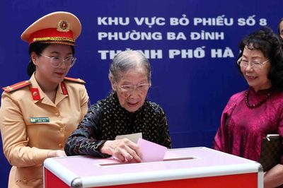 Đến cuối ngày 15/3, tổng số cử tri đi bầu cử đạt 99,68%