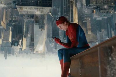 Phần mới Spider-Man: 'Nhện Nhọ' Peter Parker trắng tay, dần mất đi siêu năng lực