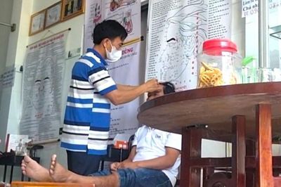 Kỳ lạ, mắc bệnh tâm thần nặng vẫn 'chữa bệnh' cho người khác
