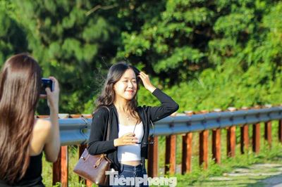 Lãng mạn đến ngỡ ngàng trên cung đường đỉnh Hải Vân
