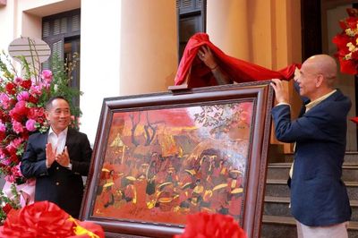 Chiêm ngưỡng 'Hồn quê' trong tranh Hoàng Sùng