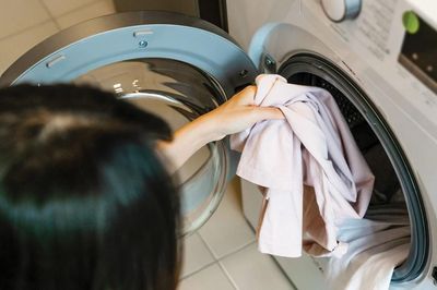 Đột phá lớp phủ vải tự làm sạch, hiệu quả gấp 100 lần bột giặt