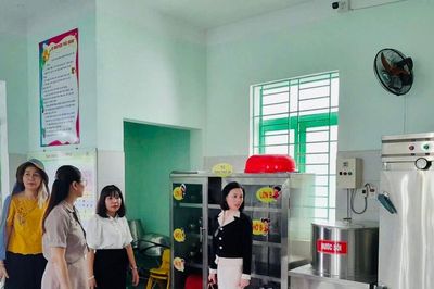 'Chìa khóa' an toàn thực phẩm trường học