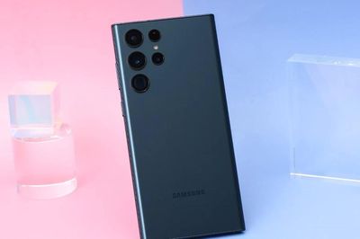 Hàn Quốc buộc Samsung bồi thường cho người dùng Galaxy S22