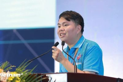 Hành trình từ 'trang giấy trắng' đến người thầy thắp lửa hy vọng