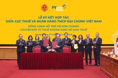 Ngân hàng PVcomBank hợp tác với Cục Thuế hỗ trợ hộ kinh doanh kê khai thuế
