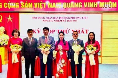 Kỳ họp thứ nhất HĐND phường Phương Liệt: Kiện toàn công tác nhân sự