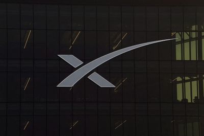 SpaceX nộp hồ sơ IPO, đặt mục tiêu định giá 2 nghìn tỷ USD
