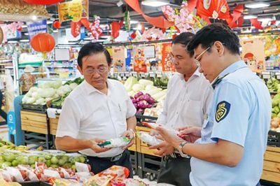 Chủ động ngăn chặn buôn lậu, gian lận thương mại trên địa bàn tỉnh Vĩnh Long