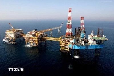 Thêm một cơ sở hóa dầu của Iran bị nhắm mục tiêu