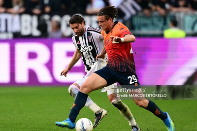 Tin thể thao (7-4): Juventus thắng dễ Genoa, áp sát top 4