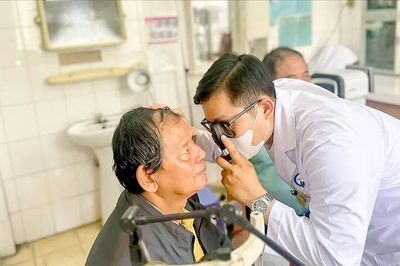 Chủ động chăm sóc sức khỏe toàn diện, liên tục