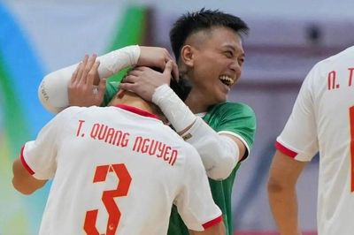 Futsal Việt Nam tiếp tục thắng đậm trước khi gặp Thái Lan