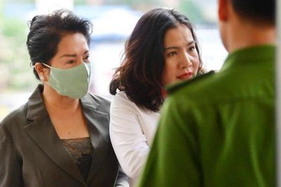 22 bị cáo hầu tòa trong vụ chuyển nhượng trái phép khu đất Bến Vân Đồn