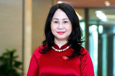 Bà Lâm Thị Phương Thanh giữ chức Bộ trưởng Bộ Văn hóa, Thể thao và Du lịch