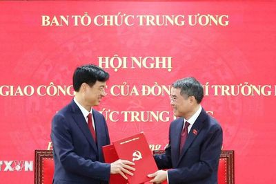 Thủ tướng Lê Minh Hưng: Nhiệm vụ về tổ chức xây dựng Đảng rất nặng nề