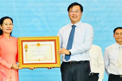 Lan tỏa sức mạnh thi đua trong mọi lĩnh vực