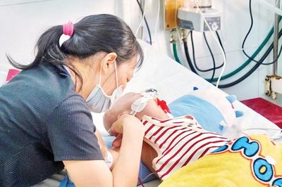 Vì sao ca mắc tay chân miệng tăng nhanh?