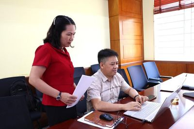 Vững vàng trên không gian mạng