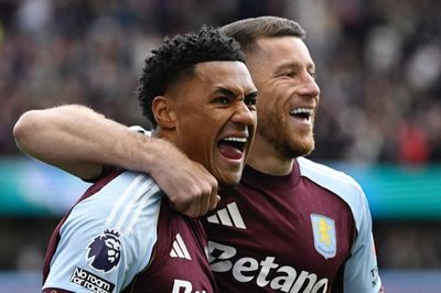 Thảm họa Sancho trong trận cầu điên rồ của Aston Villa