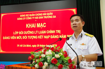 Hải đoàn 129: Nâng cao chất lượng xây dựng Đảng và bồi dưỡng đảng viên mới