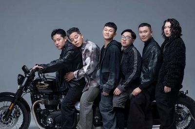 Ca sĩ Dương Trần Nghĩa: 'Với âm nhạc, không bao giờ là muộn'